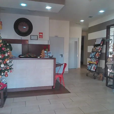 Hotel Canteras De 3*